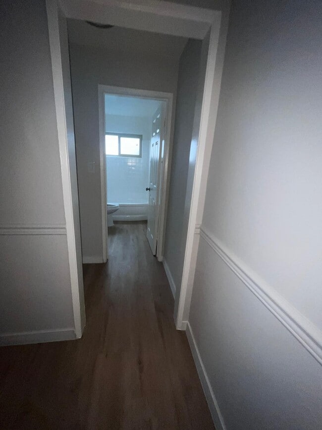 Photo - Wellesley Court Apartments