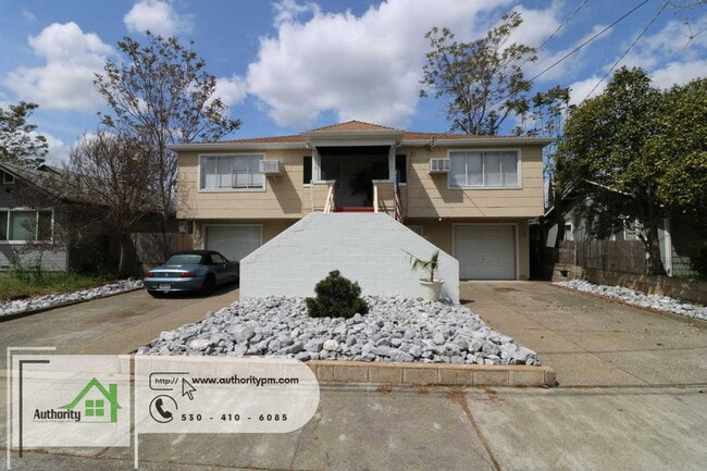 Building Photo - 2714 Leland Ave