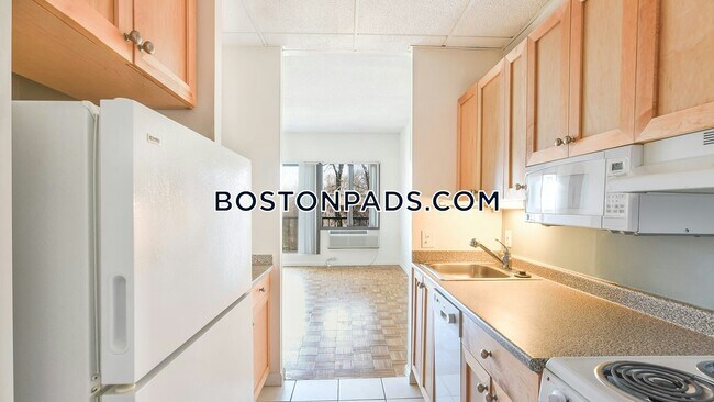 929 Massachusetts Ave. - 929 Massachusetts Ave. Unit ST