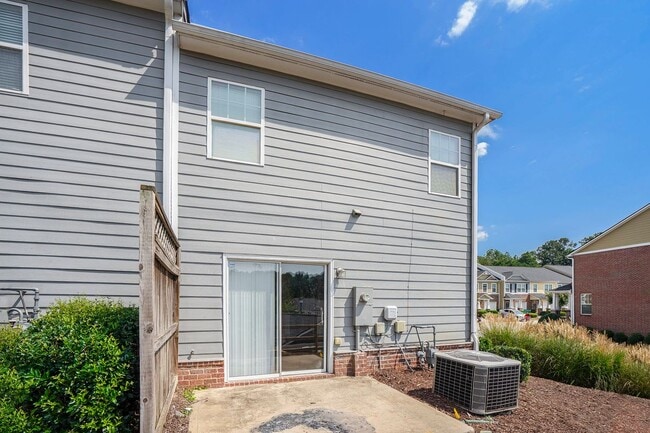 Photo - 804 Arbor Gate Ln