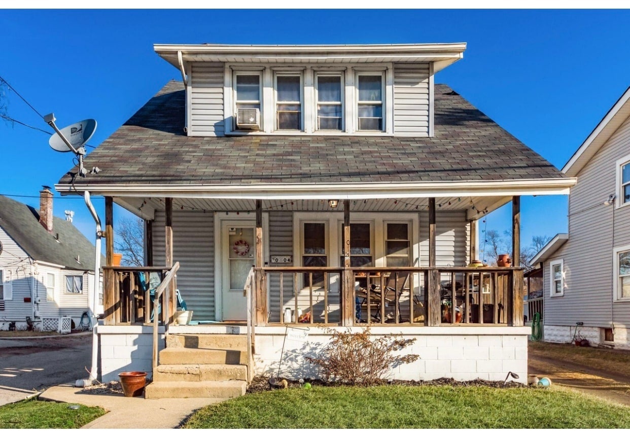 Photo - 2004 Agler Rd