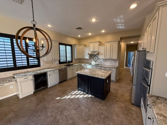 Photo - Beautiful 6 Bedroom - 4 Bath w/Private Poo...