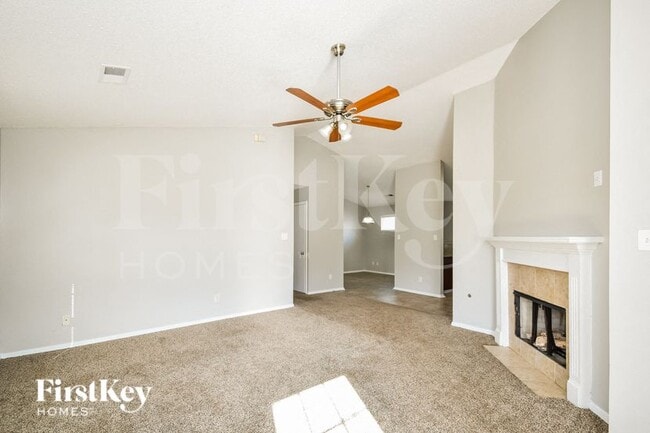 Photo - 4820 Royal Run Dr