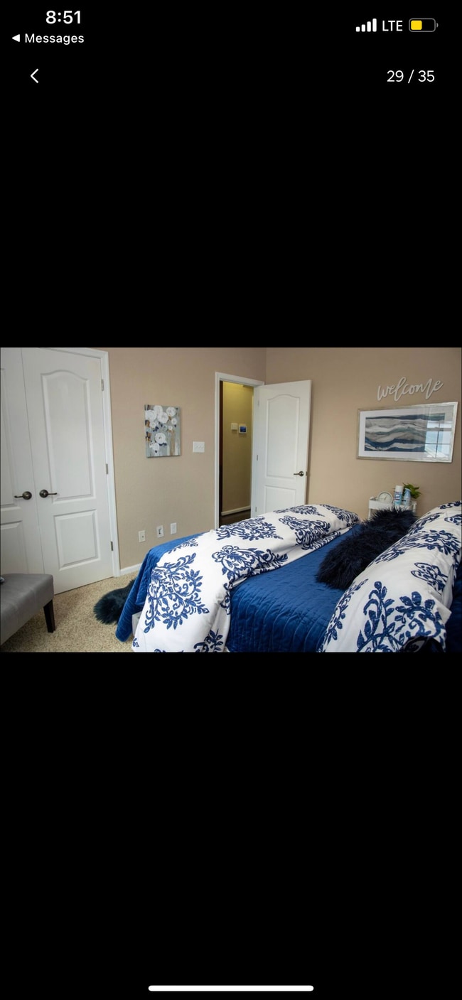 Photo - 505 Waterside Dr