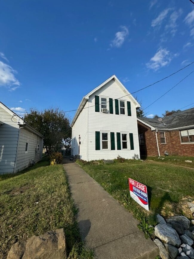 Building Photo - 304 Wedeking Ave Rental