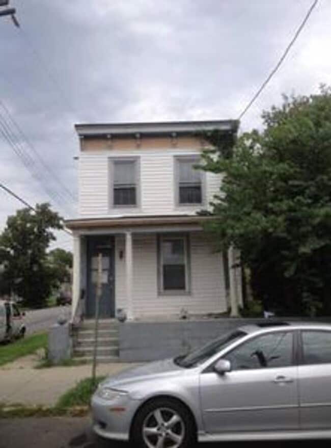 Photo - Roomy 3 bed 1.5 bath in Church Hill