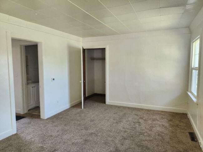 Building Photo - g410 Unit 410 Rental