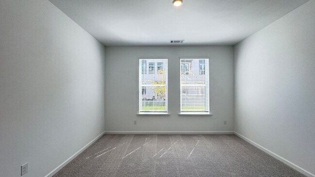 Photo - 9 Peeples Dr