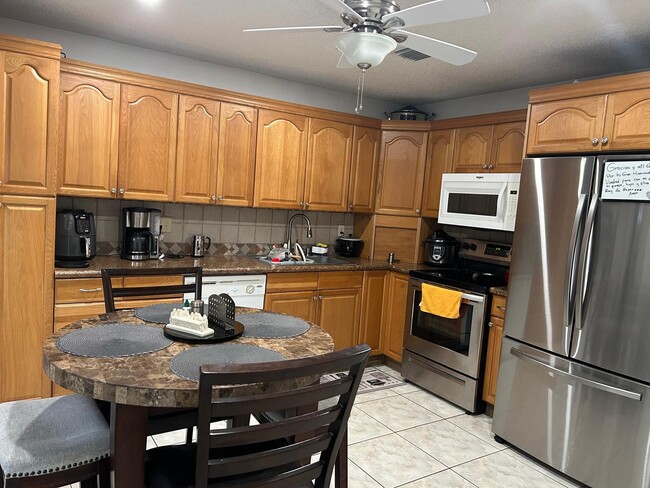 Photo - 7055 NW 173rd Dr