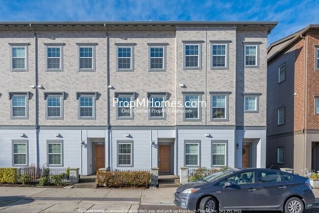 Building Photo - Gorgeous Two Bedroom Townhome in Villebois!