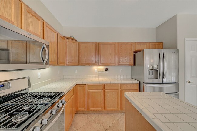 Photo - 2525 Huber Heights Dr House
