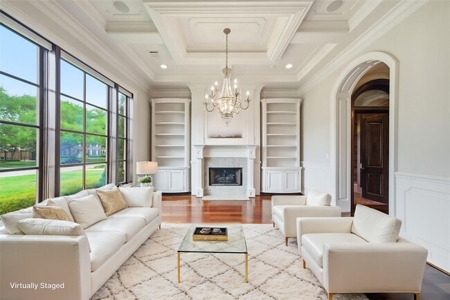 Photo - 5339 Tilbury Dr