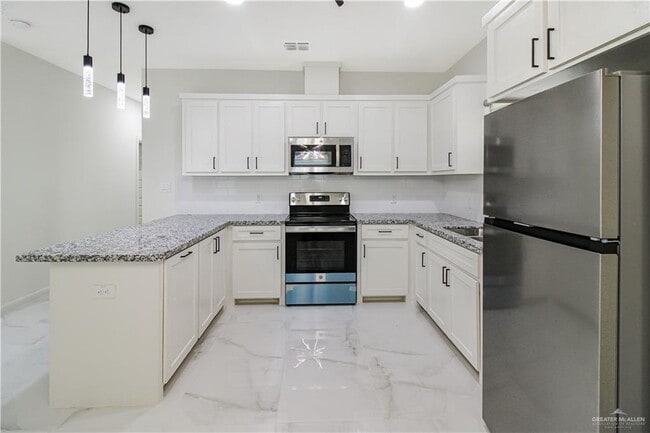 Photo - 11 South Dr Unit 2