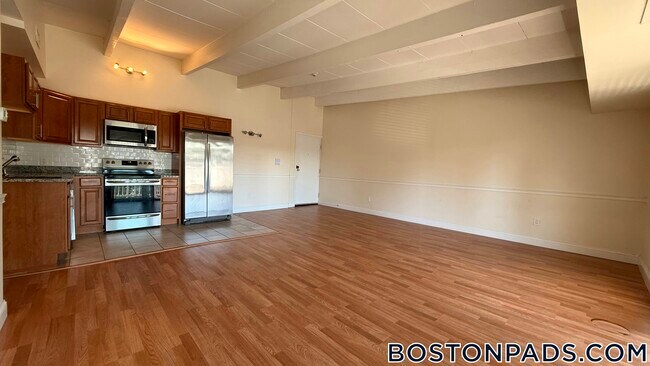 Photo - 12 Westgate Dr Unidad 207