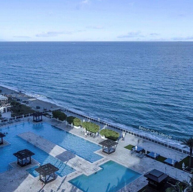 Building Photo - 1830 S Ocean Dr Unit 3812