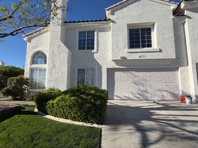 Photo - Gorgeous 3 bedroom Townhome ready for immediate move-in!