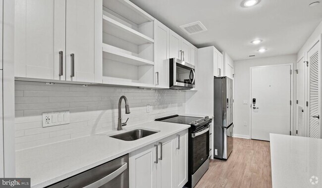 Building Photo - 4000 Wisconsin Ave NW Unit 1B-4K-541 Rental