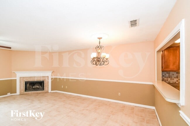 Photo - 3053 Cobblewood Ln E