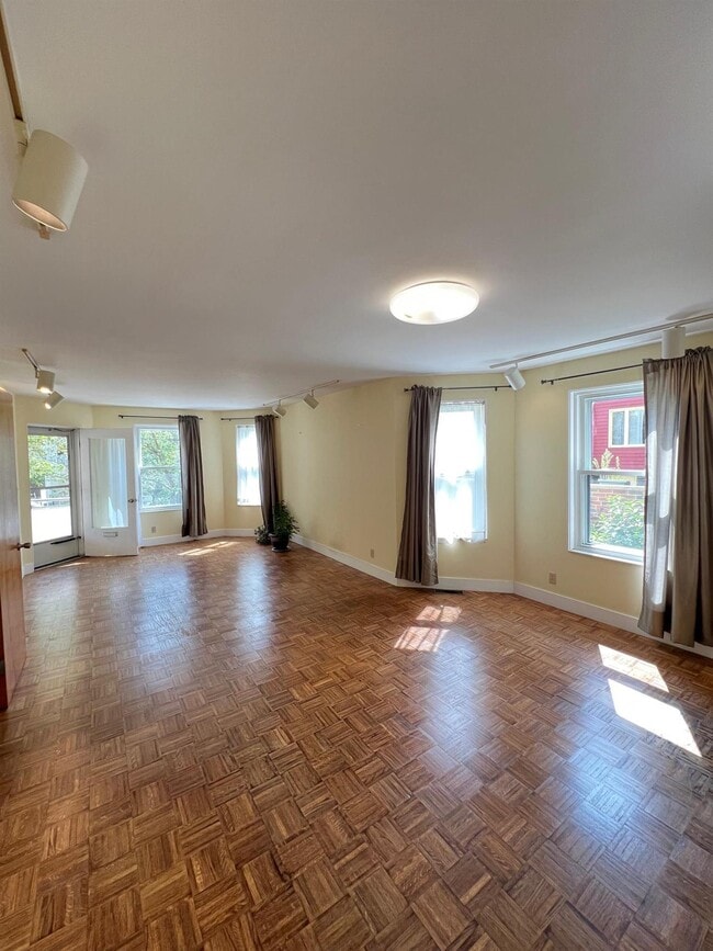 Building Photo - 10 Packard Ave Unit 1 Rental