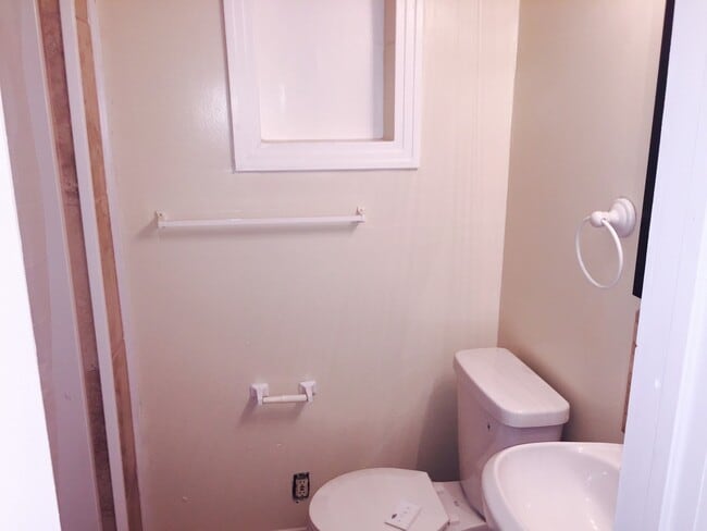 Photo - North Hyde Park Bungalow: Close to SOHO, Downtown & U.T.