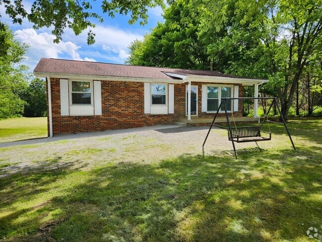 Building Photo - Quiet Country 3BR Ranch with 3.8acres betw... Rental