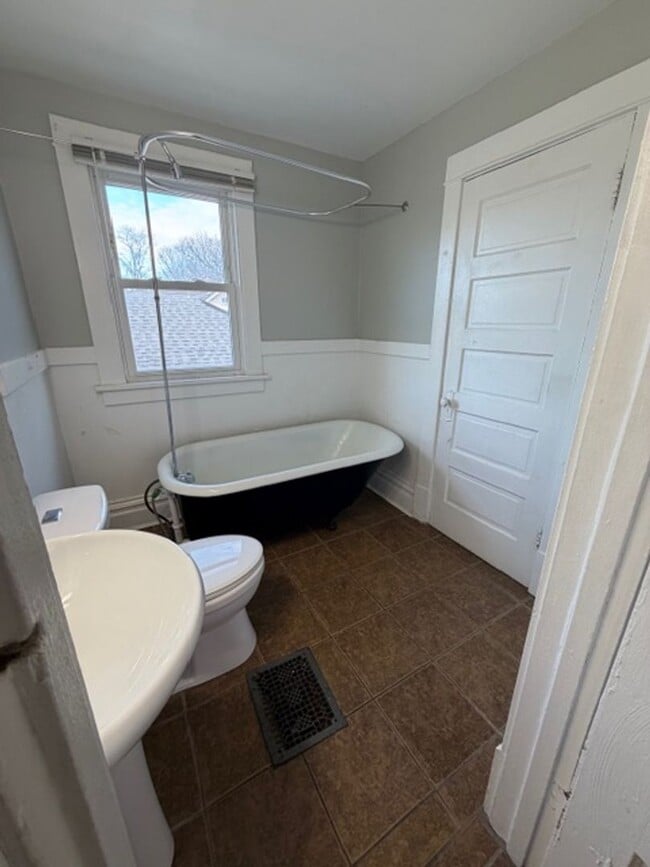 Photo - FON1178 Unit 1178B