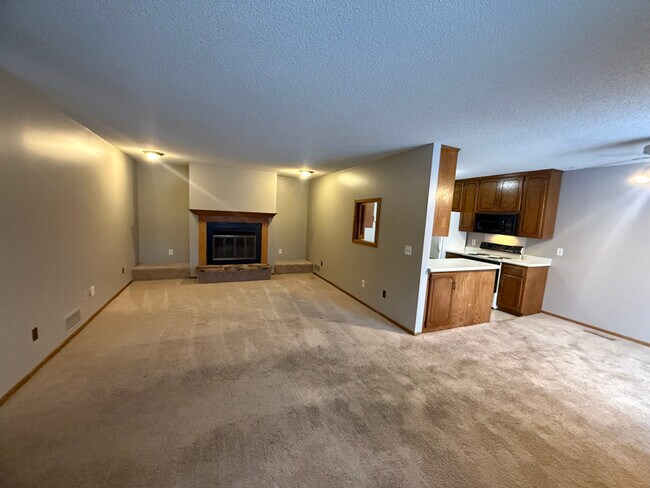 Photo - 14913 Echo Way