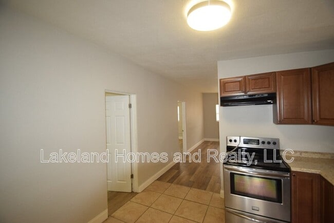 Photo - 730 26th St NW