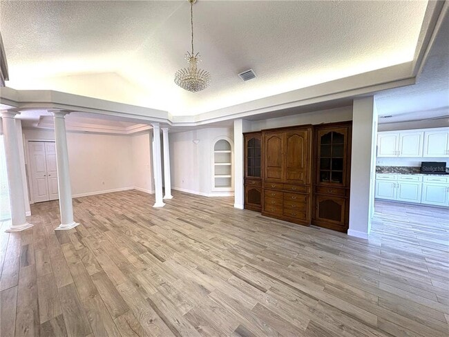 Photo - 4427 NE 5th St