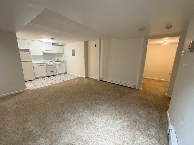 Photo - 1247 Beacon St