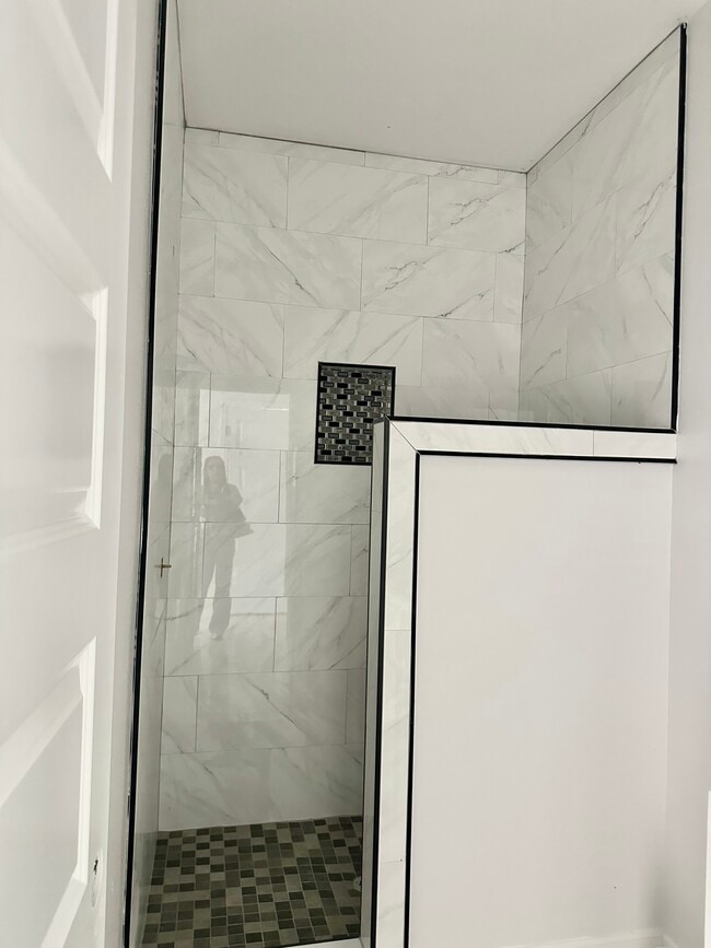 Photo - 1006 Escondido Ln E Unit A