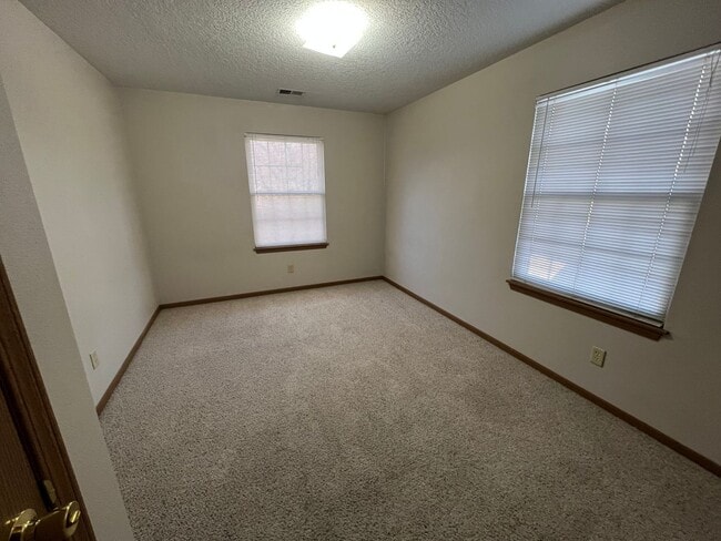 Photo - Pre-Leasing for 26/27 School Year!