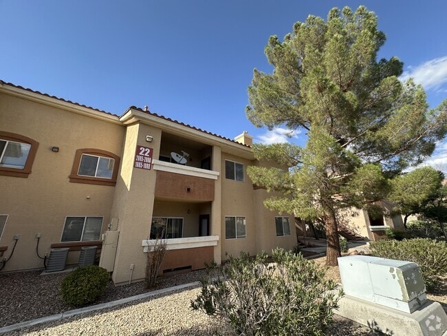 Building Photo - 1050 E Cactus Ave Rental