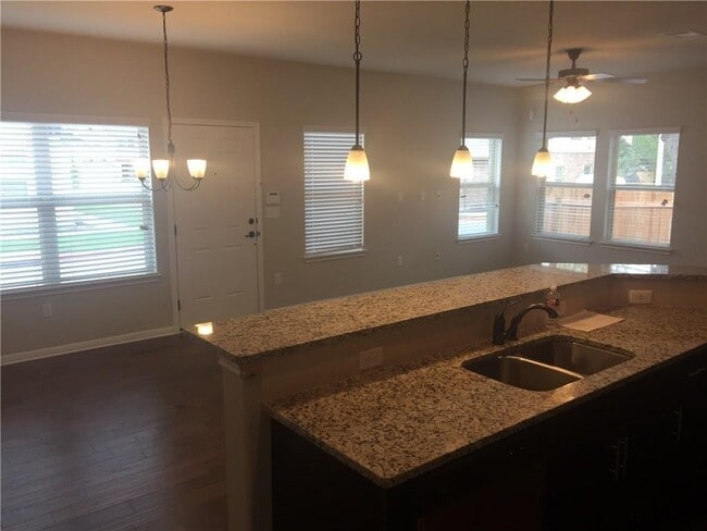 Photo - 2304 S Lakeline Blvd Unit 491