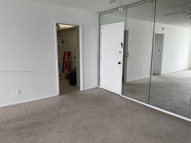 Photo - 3180 S Ocean Dr Unit 610