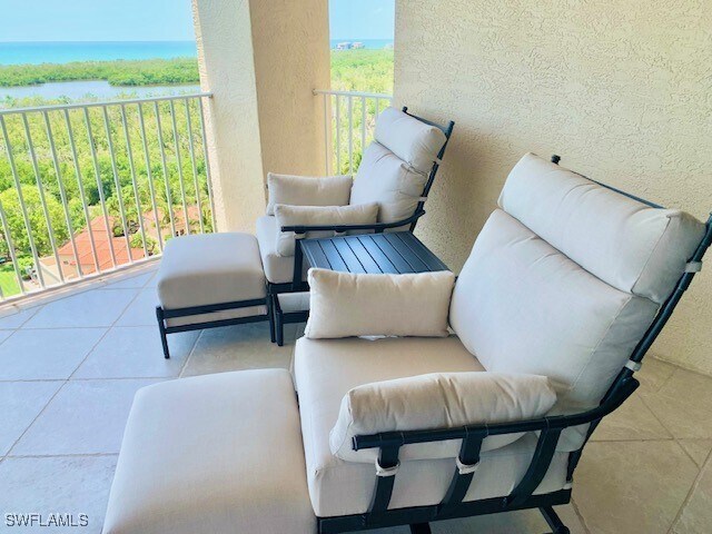 Photo - 6597 Nicholas Blvd Unidad 1101