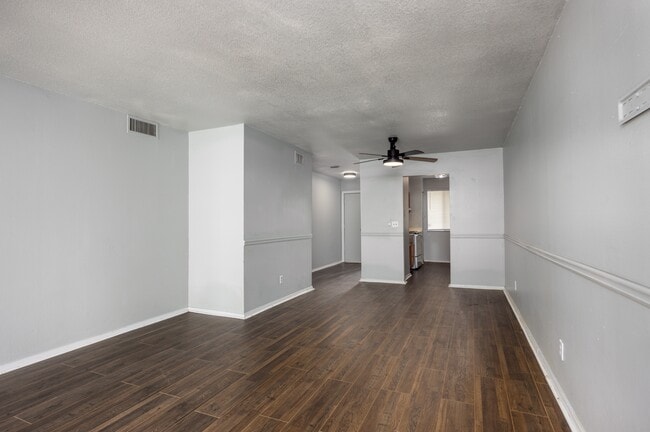 Photo - 6519 W Newberry Rd