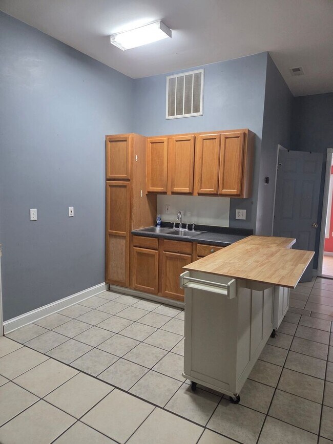 Photo - 85 Bridle Way