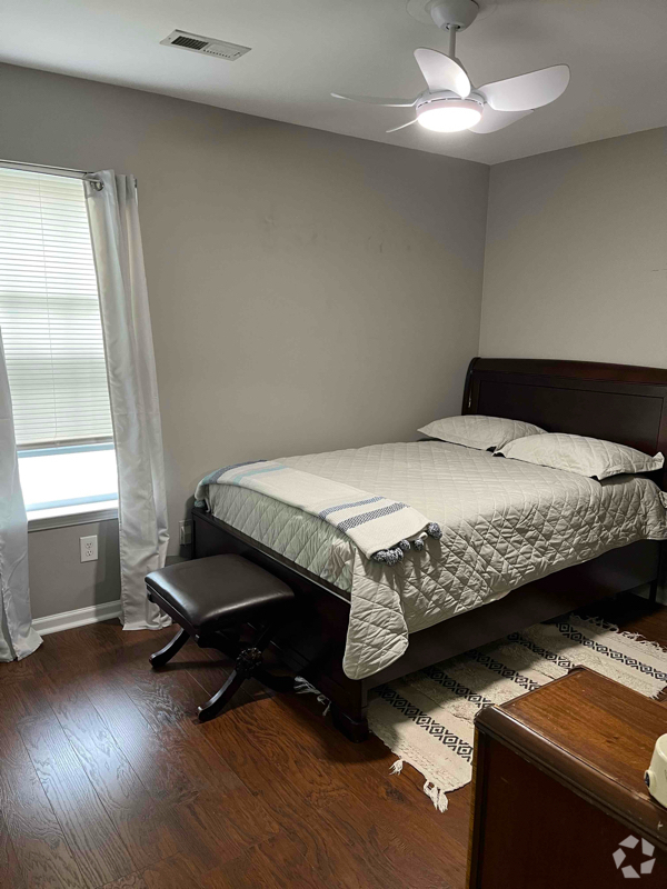 Building Photo - 3555 Burkland Dr Rental