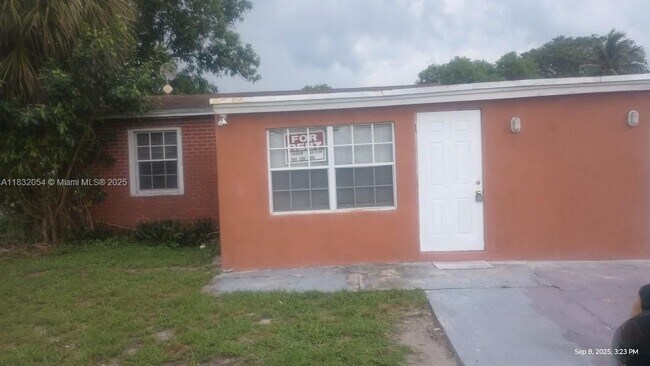 Photo - 2300 NW 15th Ct Unit A