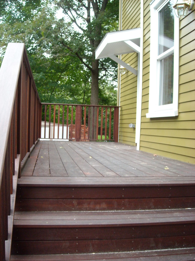 Side Entrance - 194 Auburn St Apartamentos Unidad 101