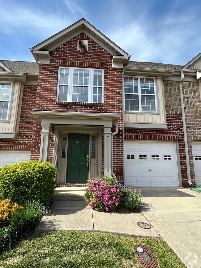 Building Photo - 9806 Blackwell Dr Rental
