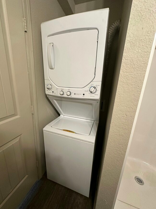 Photo - 112 S 25th St Unit 1