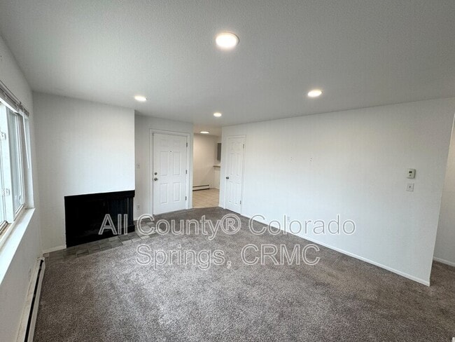 Photo - 4995 Picturesque Cir Unidad Apt 4