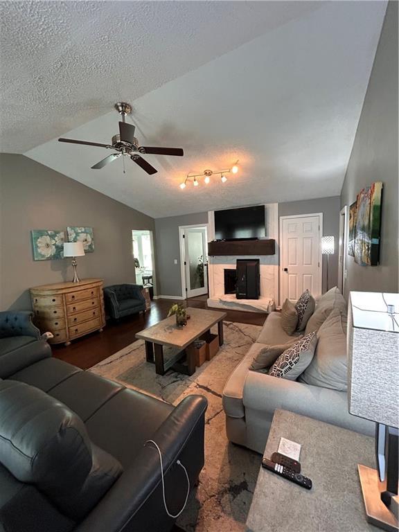 Photo - 2134 Atkinson Ln