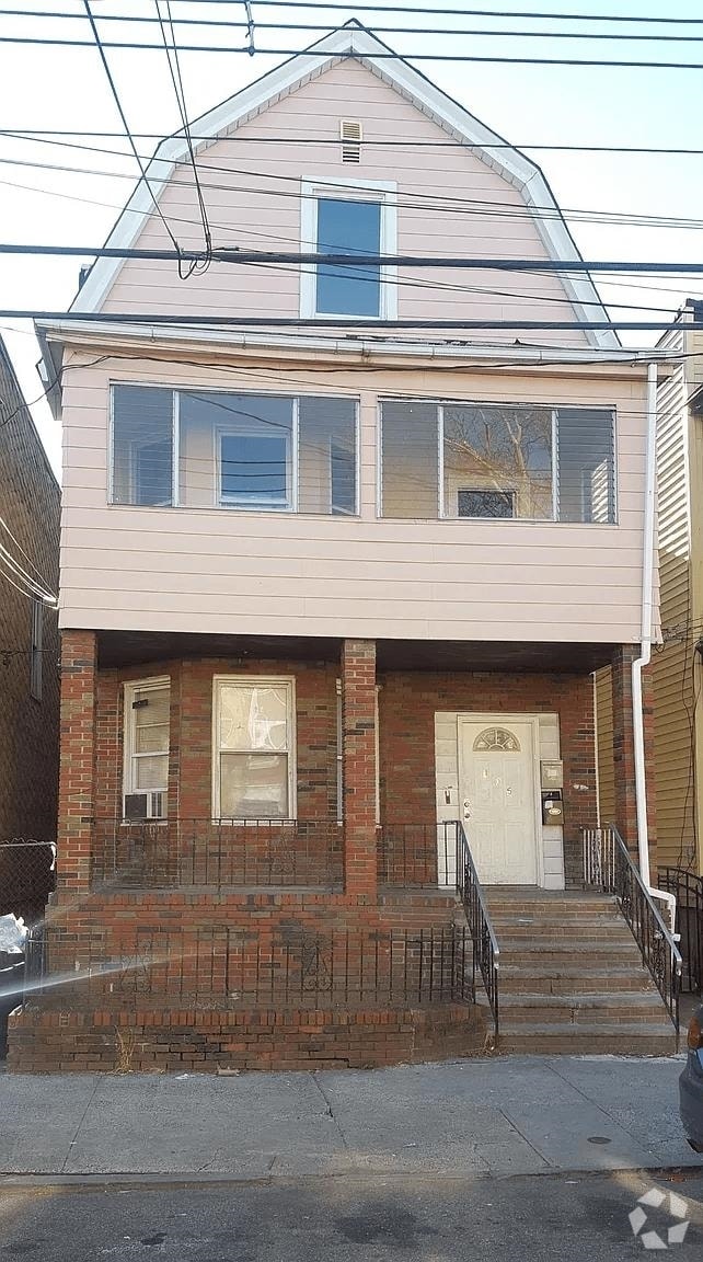 Building Photo - 105 Wilkinson Ave Unit 2 Rental