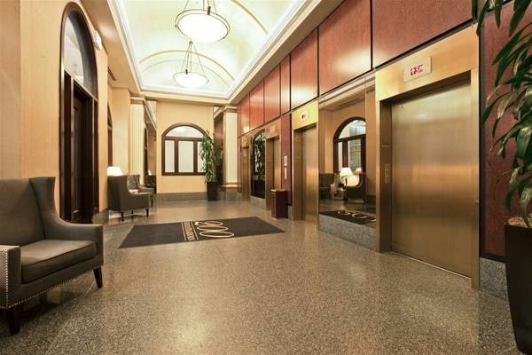 Building Photo - 200 Dearborn N St Unit 1602