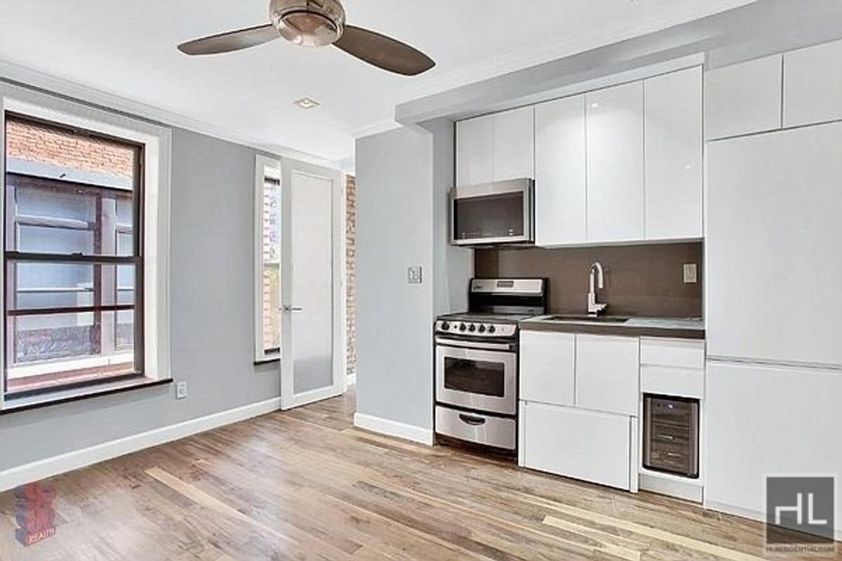 2ND AVE. - 2ND AVE. Unit 4