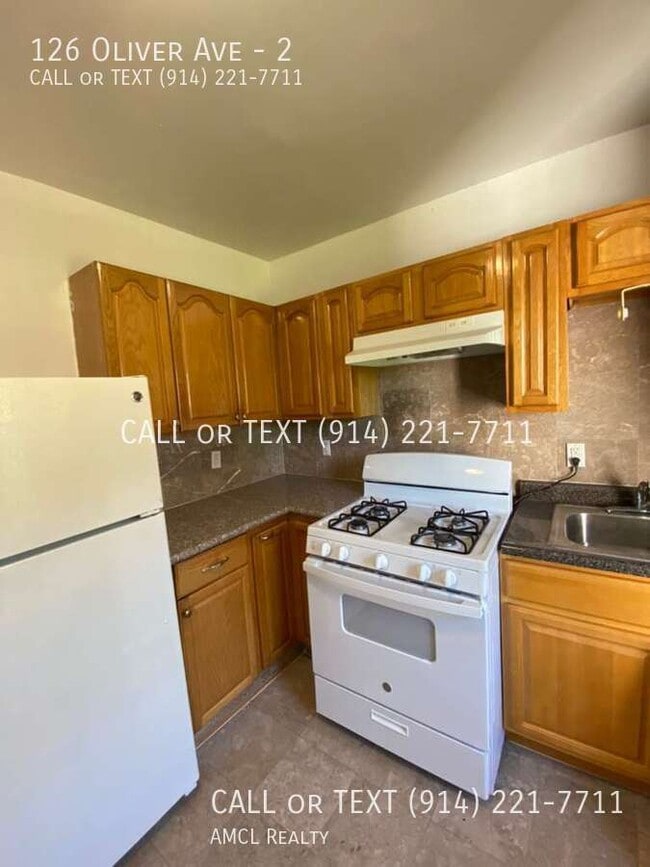 Photo - 126 Oliver Ave Unit 2