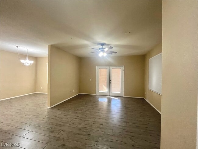 Photo - 673 Peachy Canyon Cir